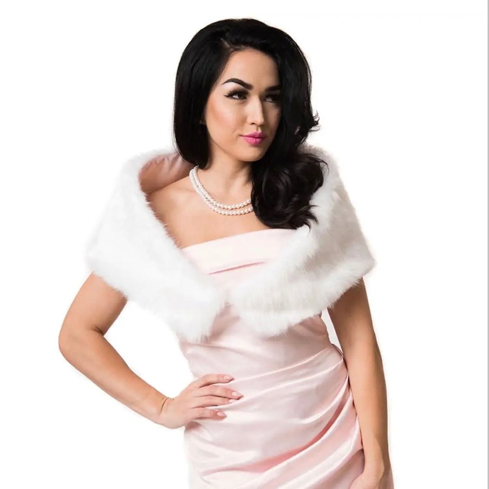 Unique Vintage x Barbie Stole